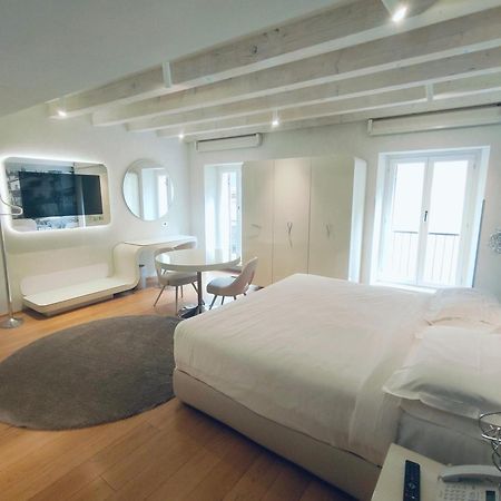 Lords Of Verona Luxury Apartments Екстер'єр фото